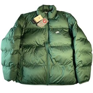 Nike Men's Green Puffer Jacket Primaloft Thermoplume Hoodless‎ Size M